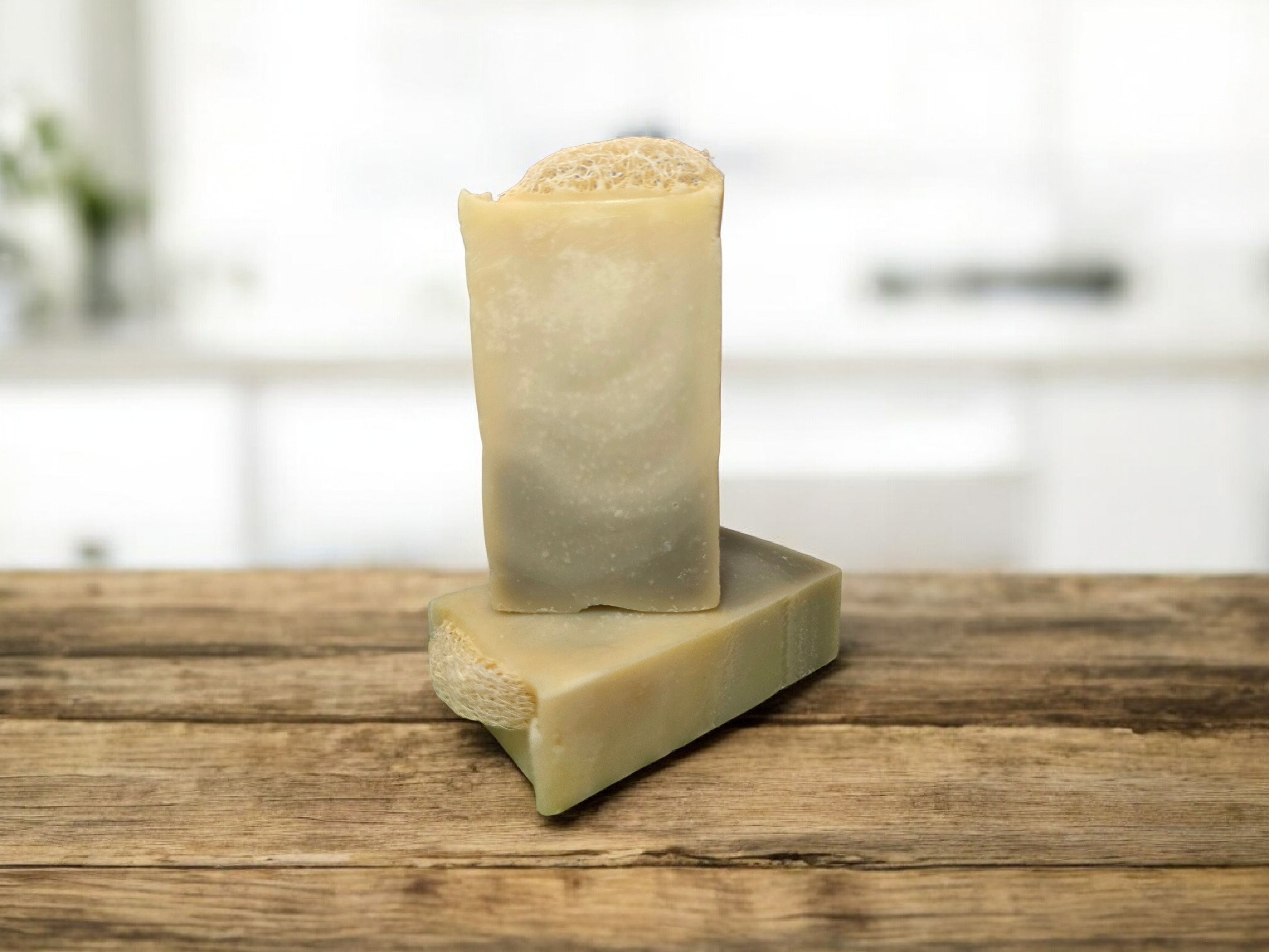 Blue Bloom Tallow Soap with Loofah